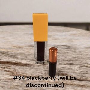 Yellow and Black Lipstick Set